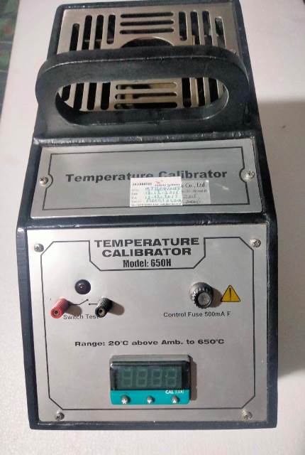 TEMPERATURE CELIBRATOR Model-650H